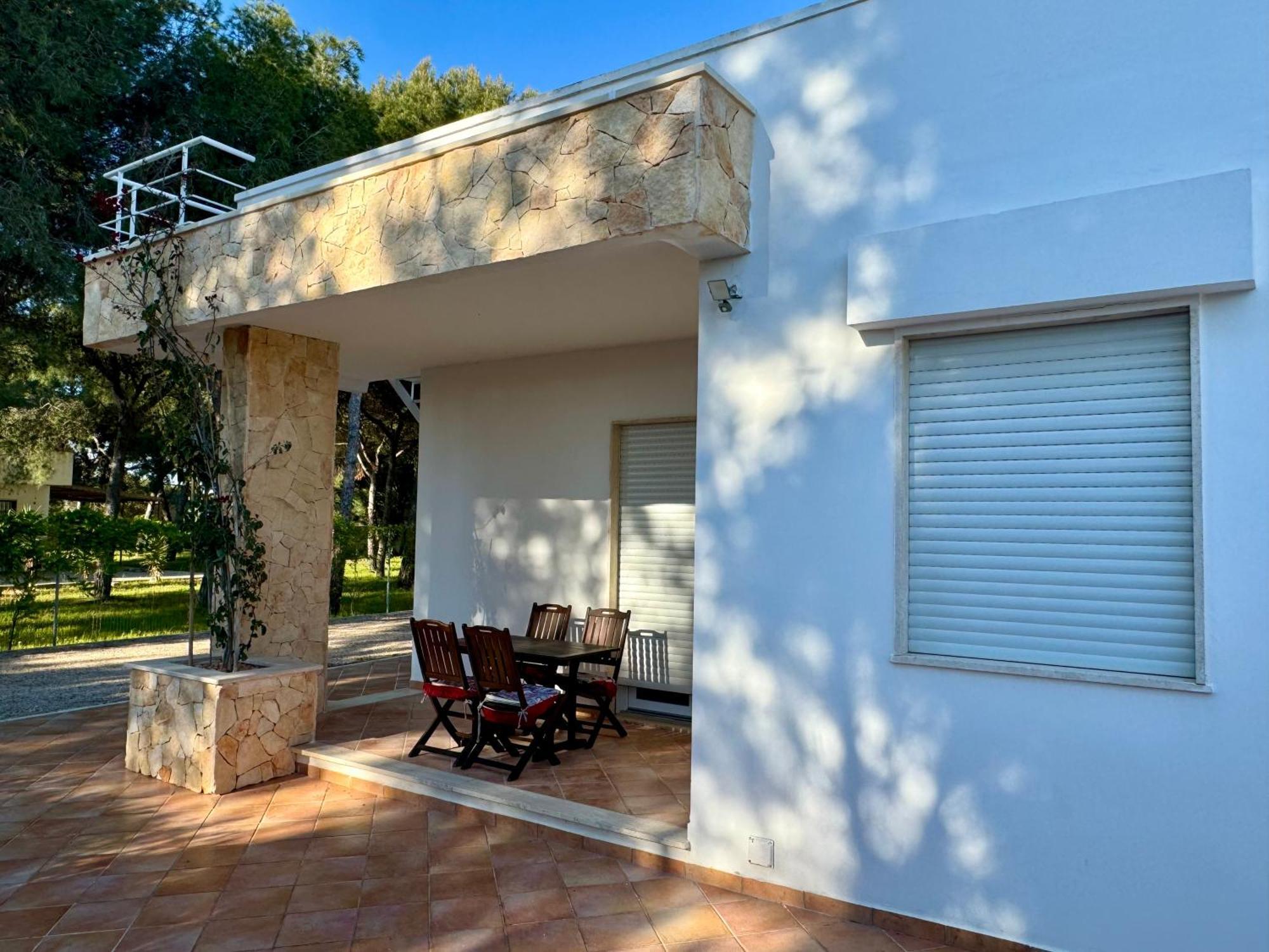 Villa Edoardo Con Pineta A 250 Metri Dal Mare Torre Squillace Exterior photo